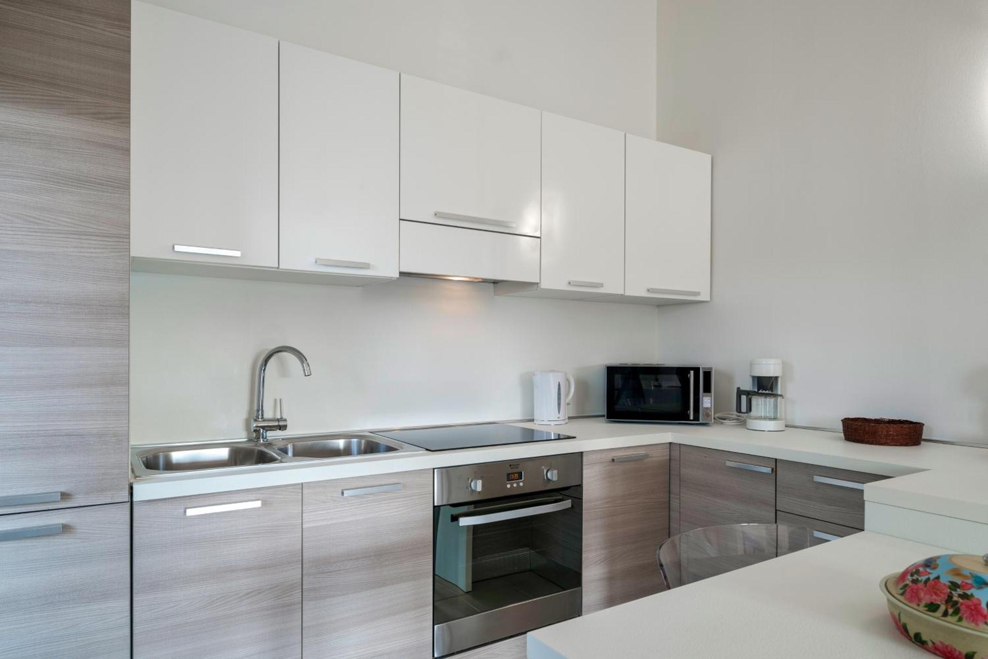 Casa Lugana 15 - Monolocale Con Piscina Fronte Lago 시르미오네 외부 사진
